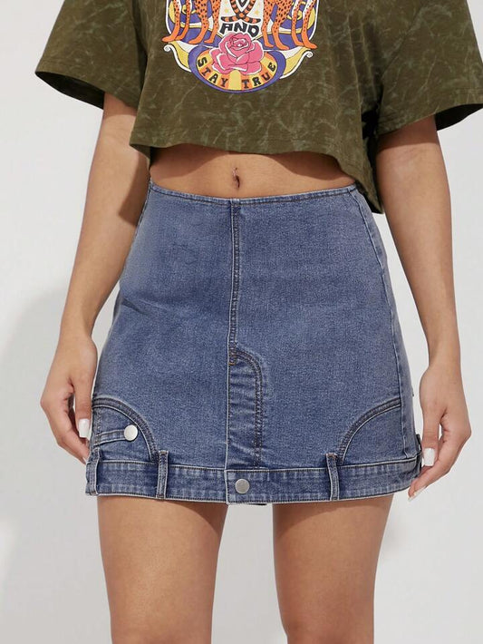 CM-BS883357 Women Casual Seoul Style Light Wash Deconstructed Skinny Denim Skorts