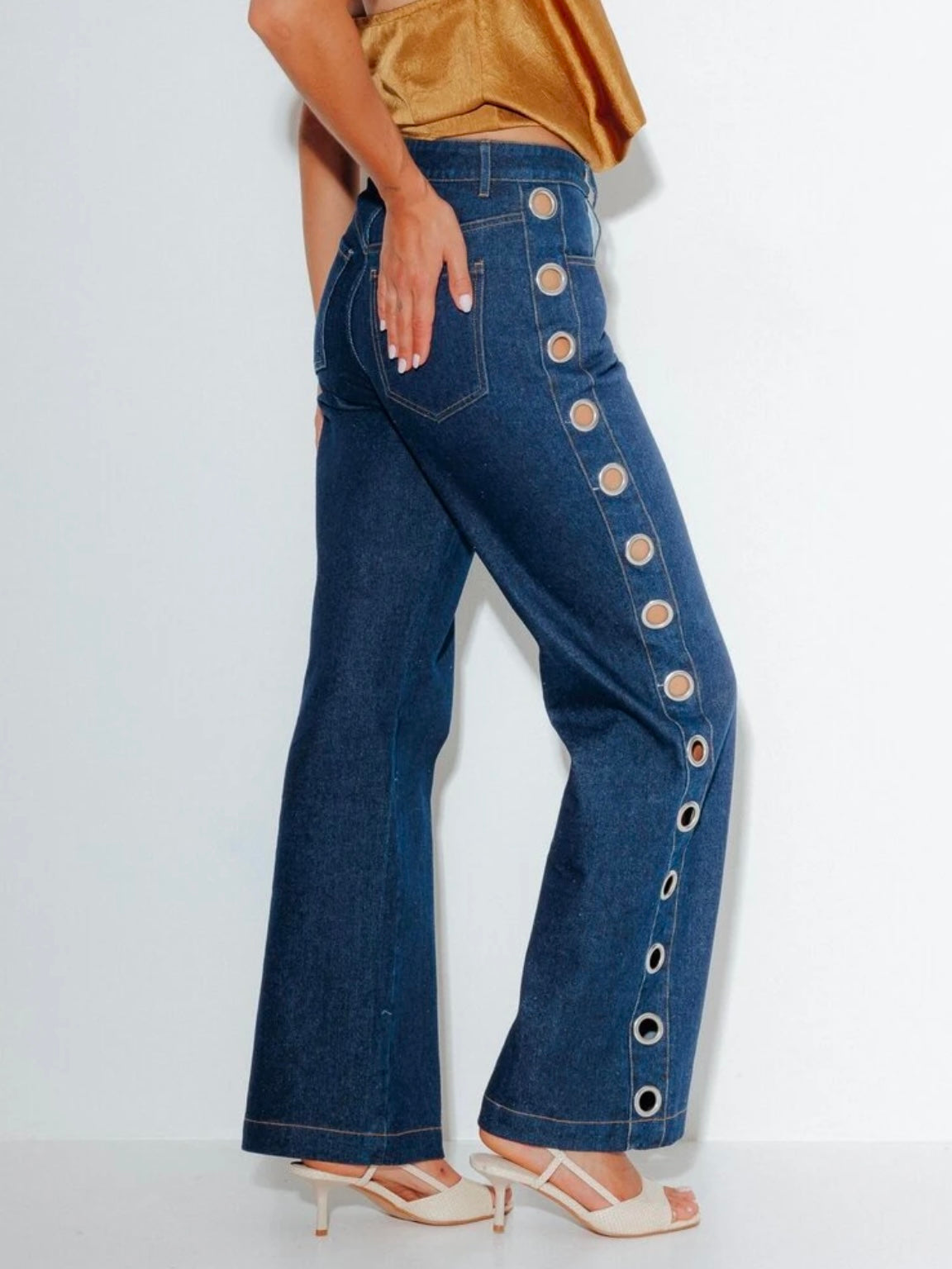 CM-BS877412 Women Casual Seoul Style Dark Wash Mid Waist Wide Leg Denim Jeans With Pockets And Buttons