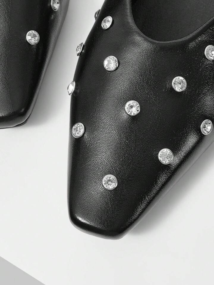 CM-SHS245724 Women Trendy Seoul Style Rhinestone Decor Buckle Flats - Black