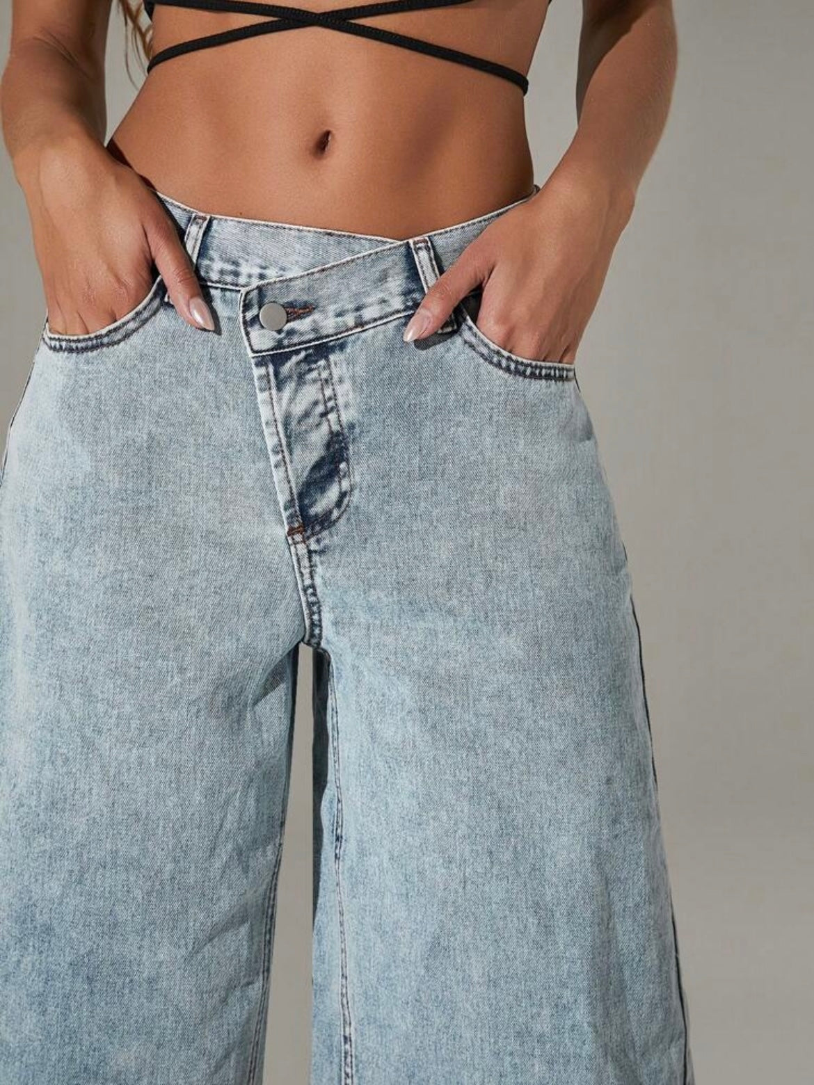 CM-BS720250 Women Casual Seoul Style Light Wash Front Button Pocket Design Denim Pants