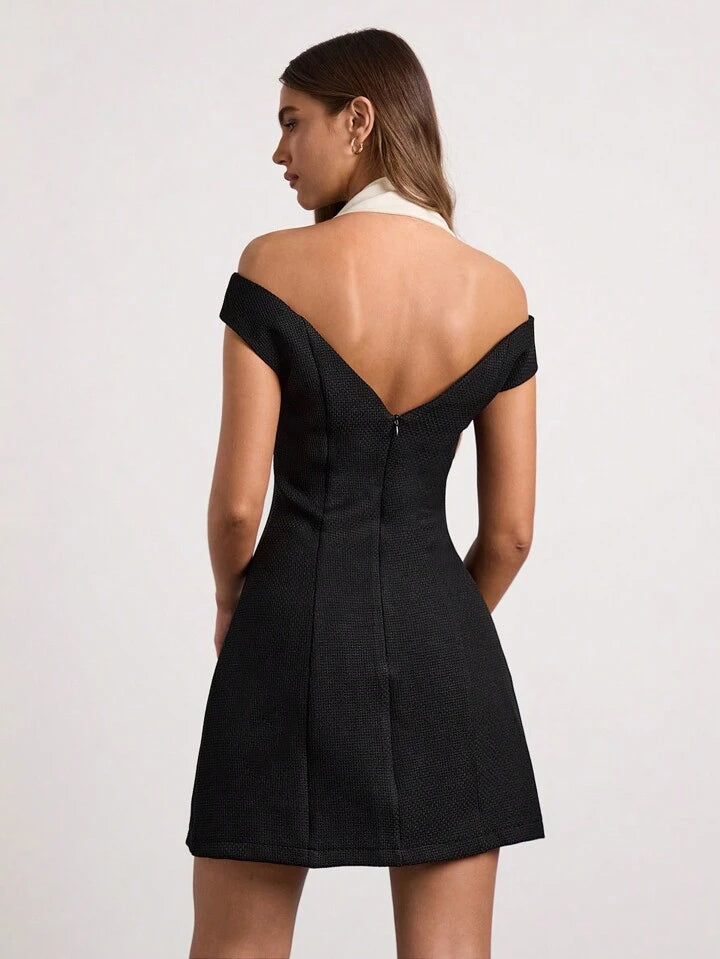 CM-DS783341 Women Casual Seoul Style Contrasting Color Halter Neck Off-Shoulder Short-Sleeved Dress