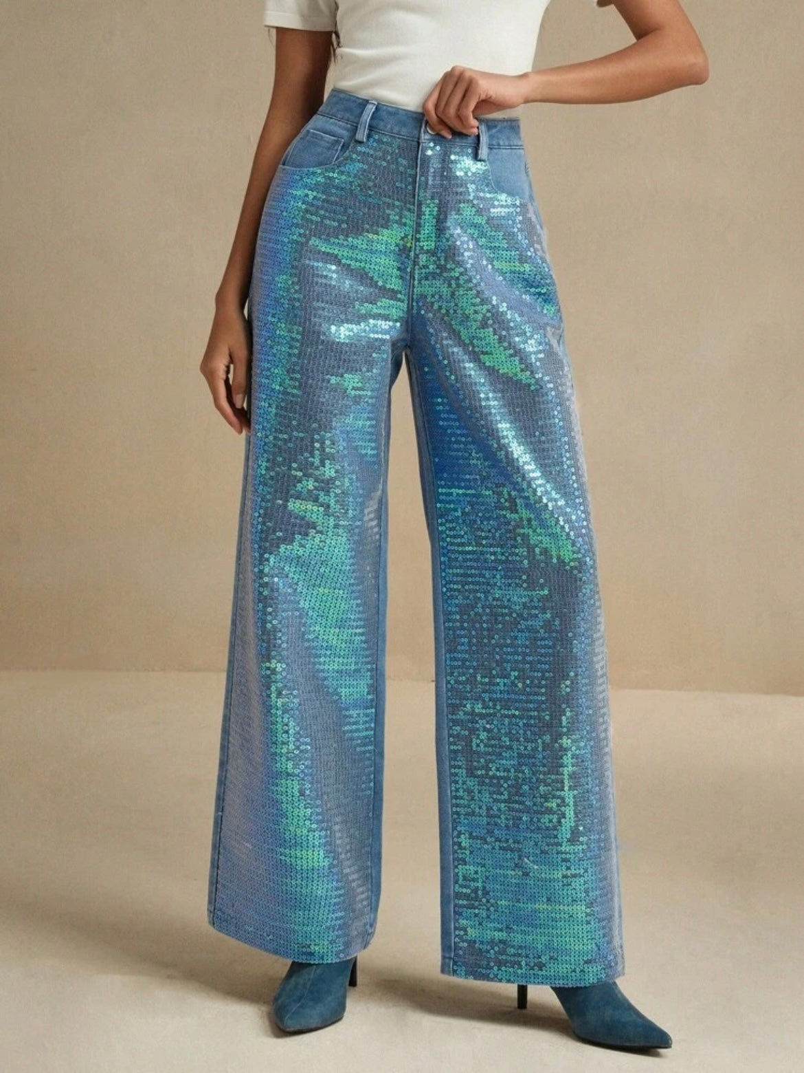 CM-BS980761 Women Elegant Seoul Style Light Wash Rhinestone Embellished Straight Leg Jeans