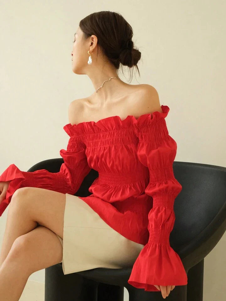 CM-TS701937 Women Trendy Bohemian Style Bubble Sleeve Off-Shoulder Wrinkled Shirt - Red
