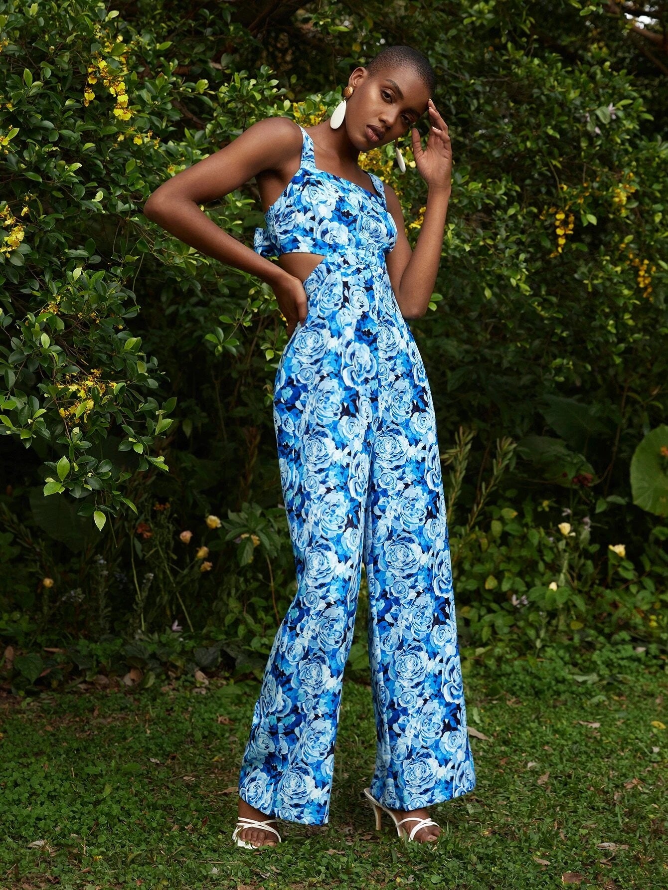 CM-JS067267 Women Casual Seoul Style Allover Floral Print Cut Out Waist Wide Leg Cami Jumpsuit