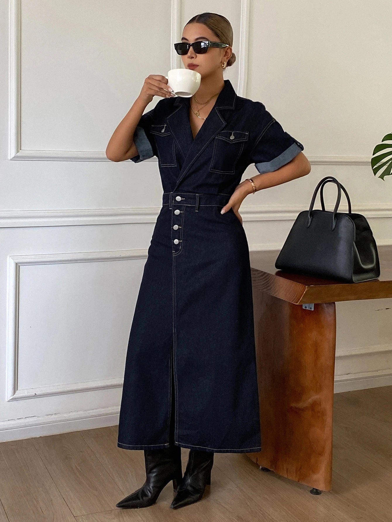 CM-DS207946 Women Casual Seoul Style Dark Wash Collar Neckline Roll Up Short Sleeve Denim Dress