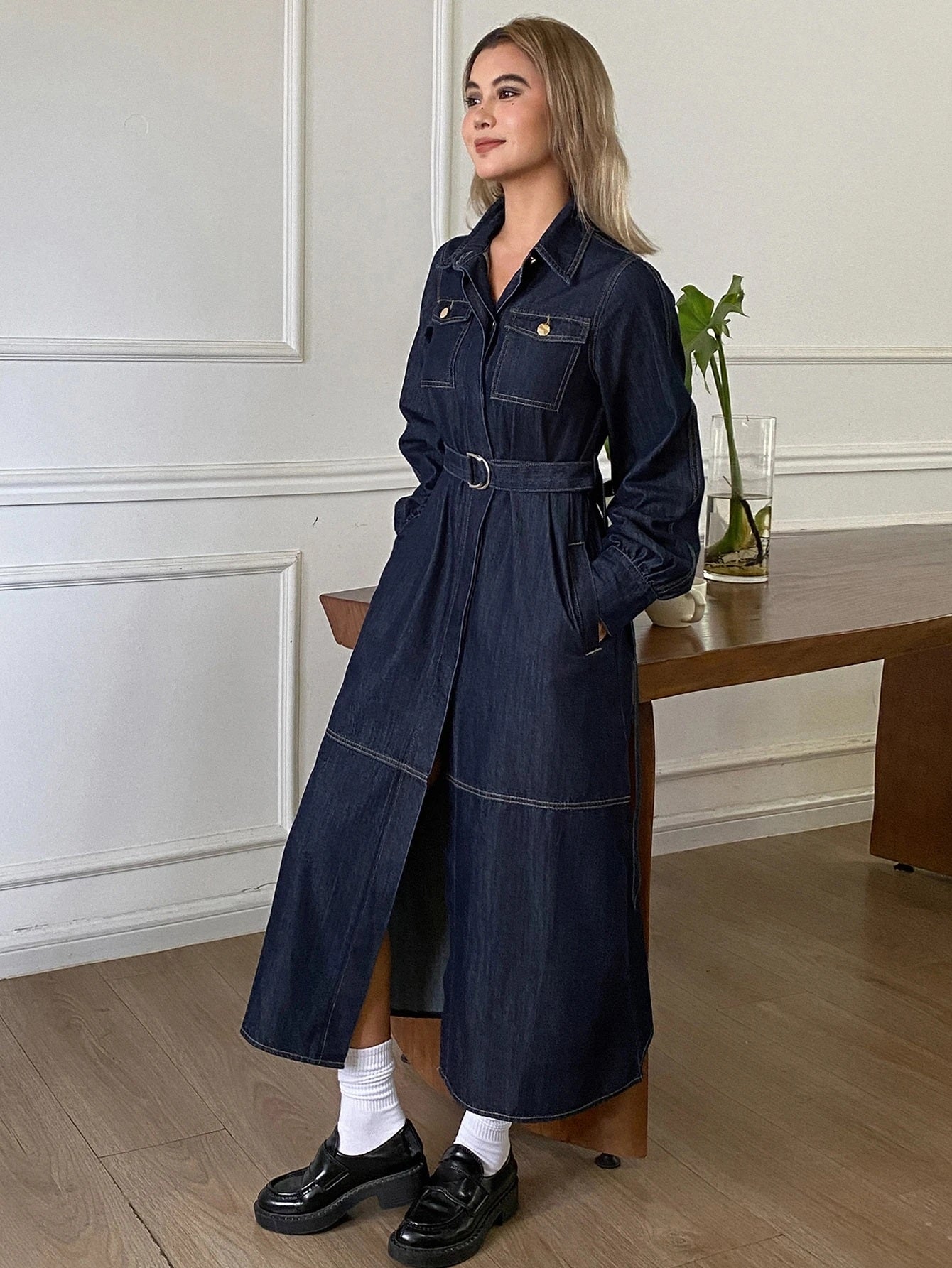 CM-DS011994 Women Casual Seoul Style Dark Wash Collar Neckline Long Sleeve Flap Detail Belted Denim Dress