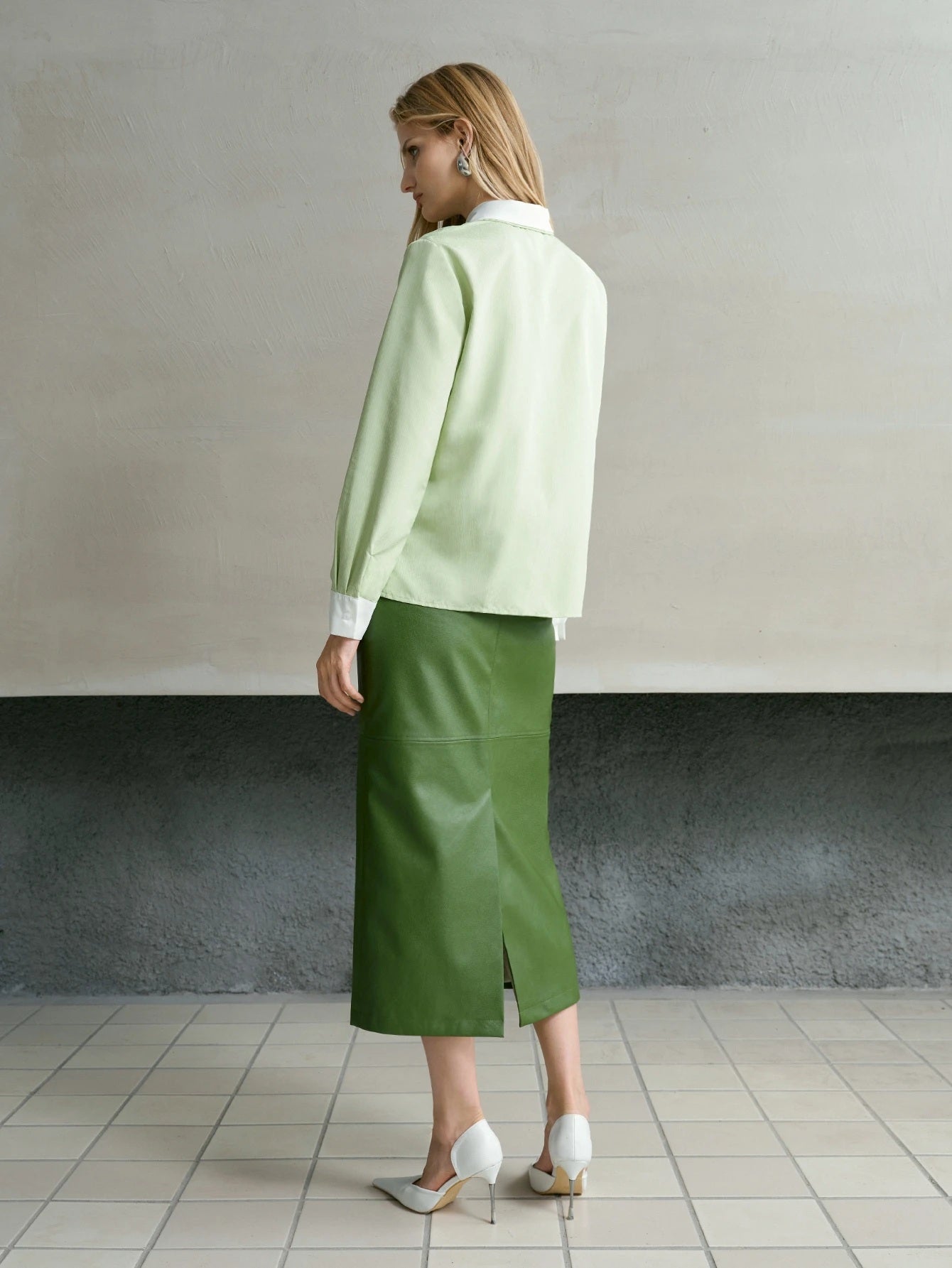 CM-TS303695 Women Elegant Seoul Style Colorblock Shirt Collar Long Sleeve Loose Top - Green
