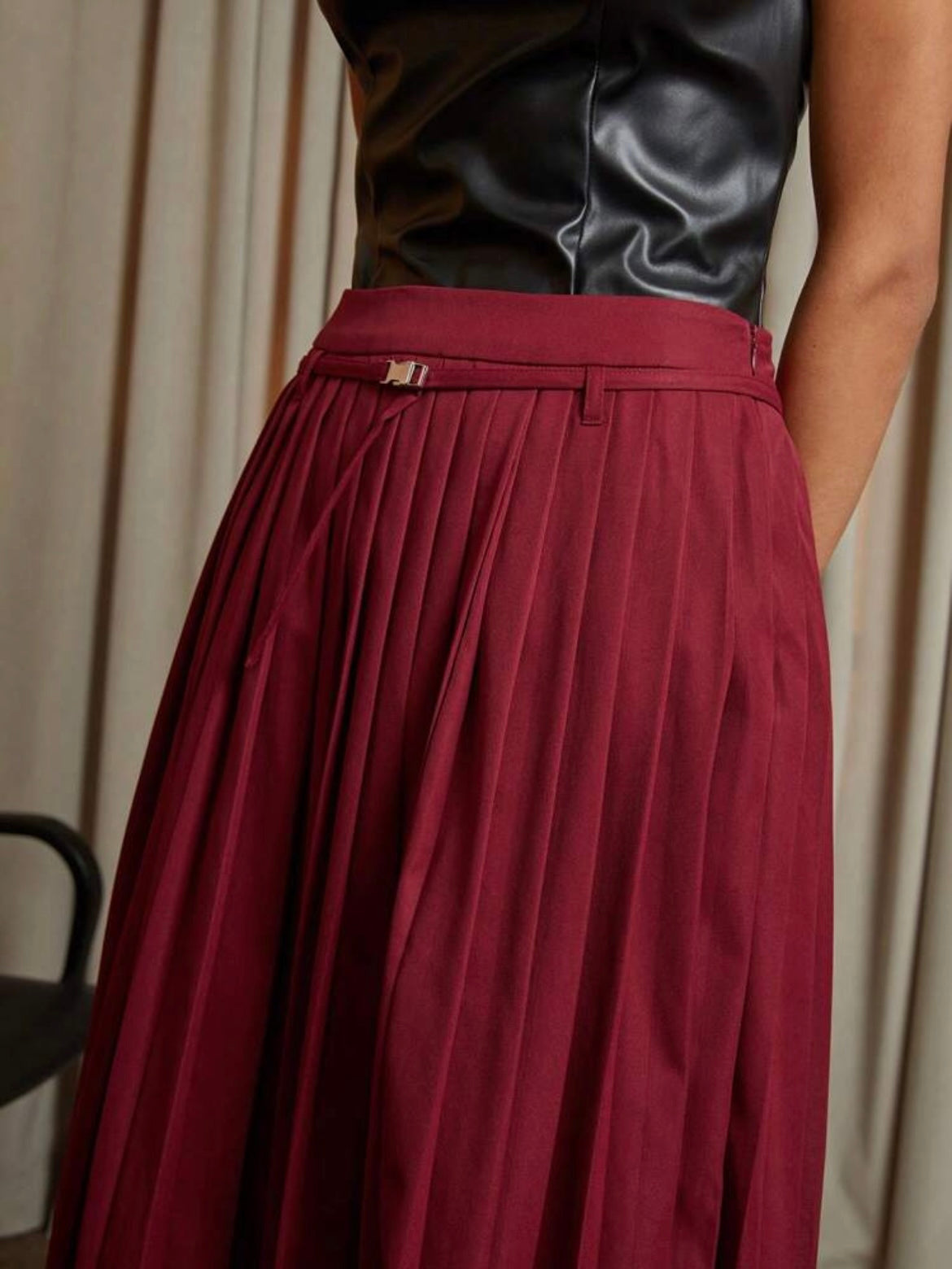 CM-BS089667 Women Elegant Seoul Style Solid Color Split Hem Flared Pleated Skirt - Burgundy