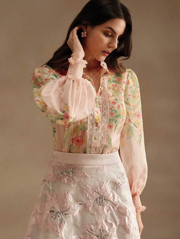 CM-TS509375 Women Trendy Bohemian Style Lace Splice Print Notched Neckline Long Sleeve Blouse
