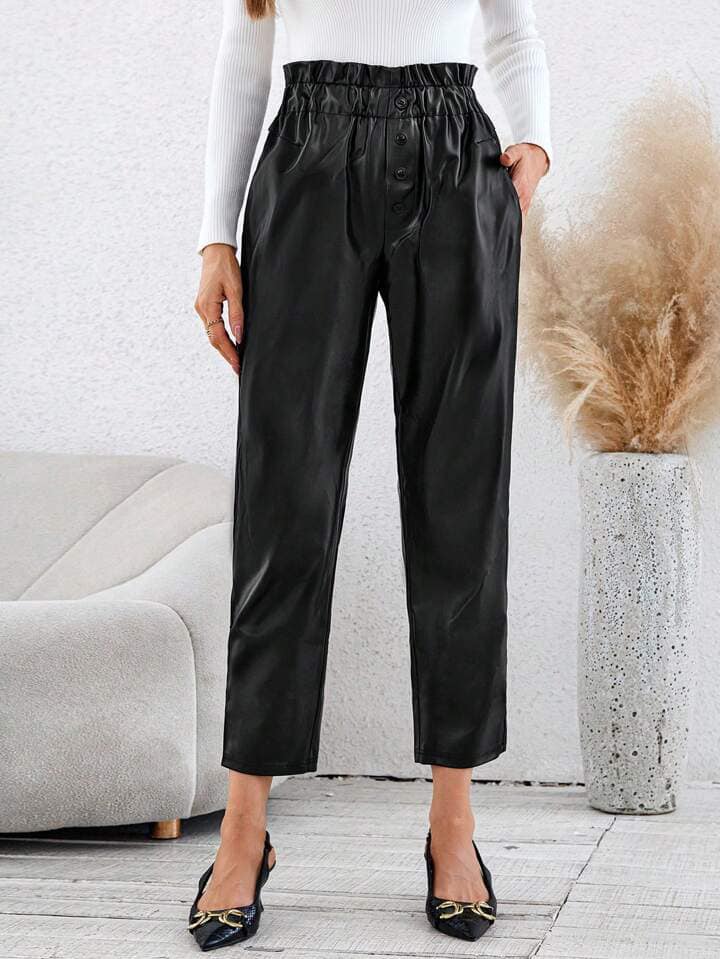 CM-BS139166 Women Casual Seoul Style Pleated Pocket Straight Leg Casual Cropped Pants - Black