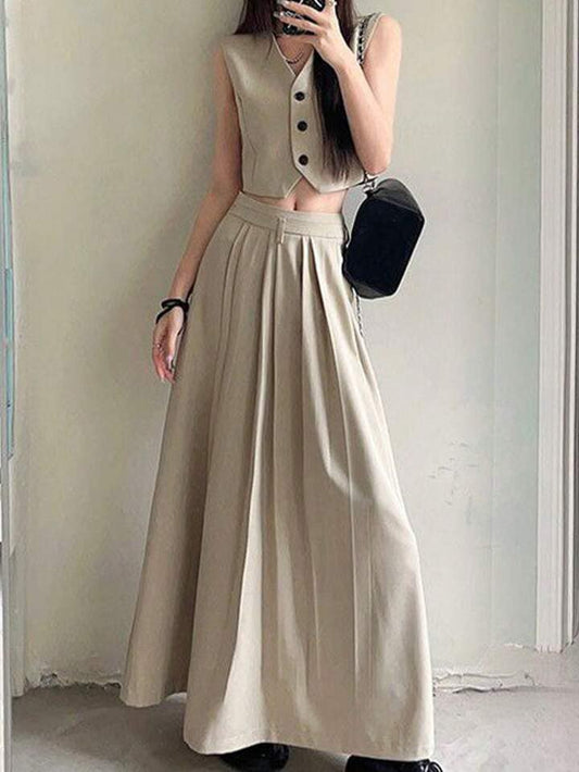 CM-SS803949 Women Elegant Seoul Style V-Neck Button Sleeveless Top With Pleated Skirt Suit - Apricot