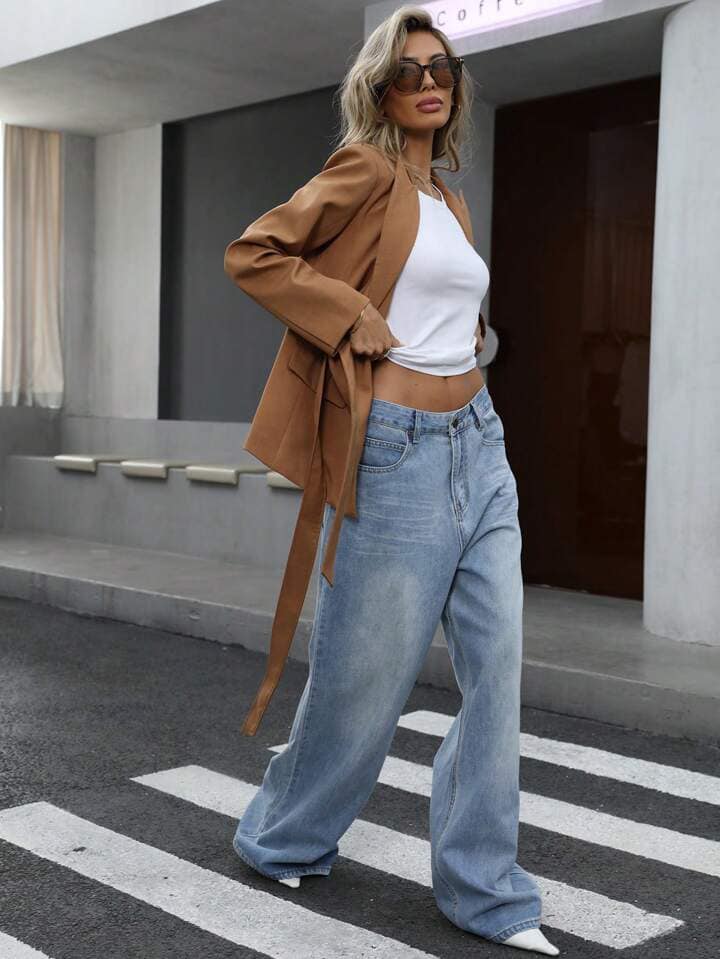 CM-CS867626 Women Elegant European Style Cinched Cinched Waist Front Blazer - Brown