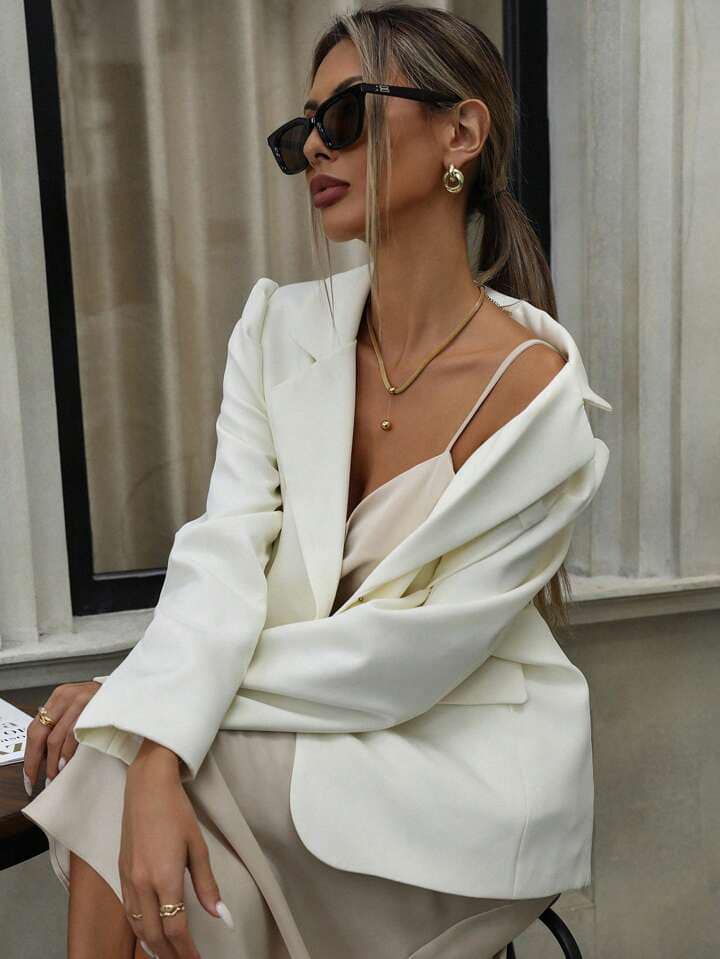 CM-CS977232 Women Casual Seoul Style Pearl Buttoned Puff Sleeve Straight Jacket - White