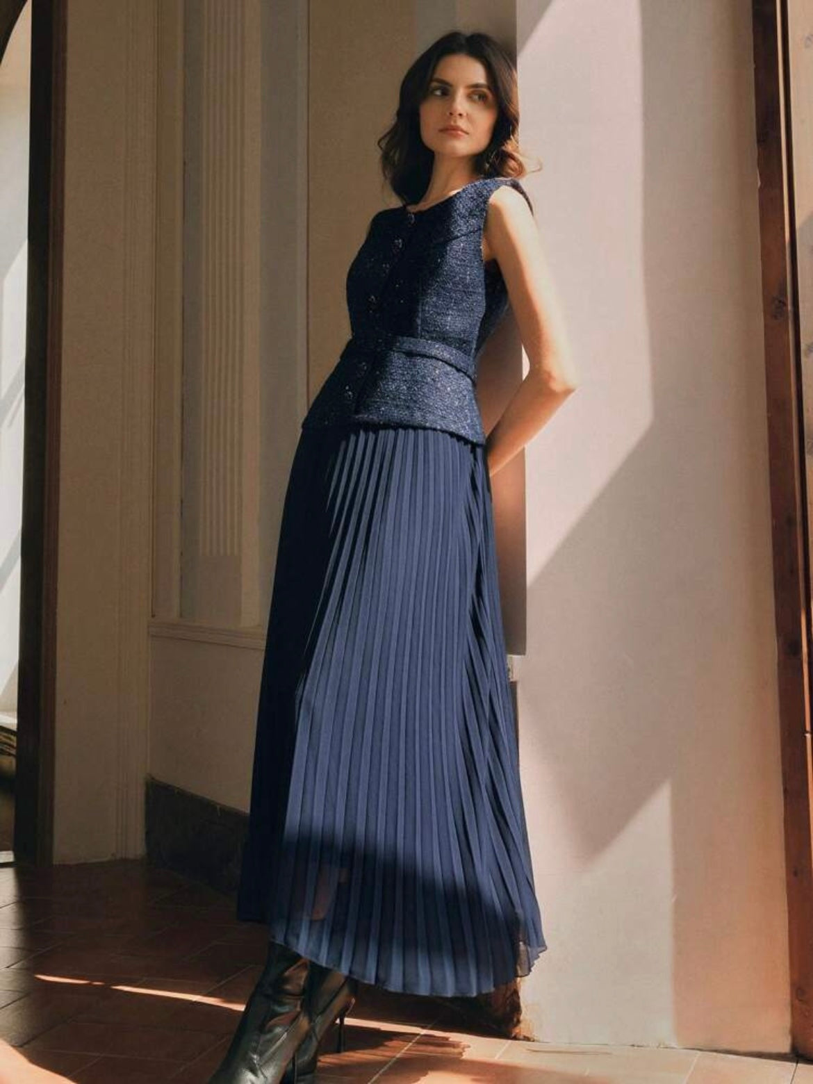 CM-DS633092 Women Elegant Seoul Style Contrast Chiffon Pleated Sleeveless Long Dress - Blue