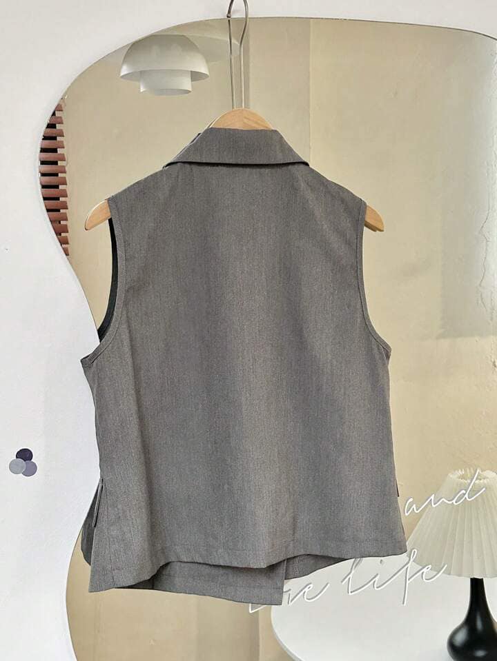 CM-CS031930 Women Casual Seoul Style Lapel Neckline Sleeveless Double-Breasted Vest - Gray