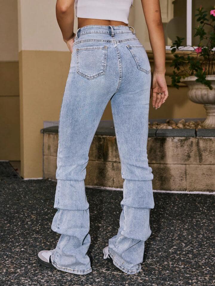 CM-BS224972 Women Casual Seoul Style Pocketed Pleated Extra Long Flared Leg Jeans - Gray