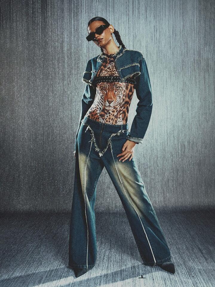 CM-BS090009 Women Casual Seoul Style Frayed Hem Flare Wide Leg Jeans - Blue