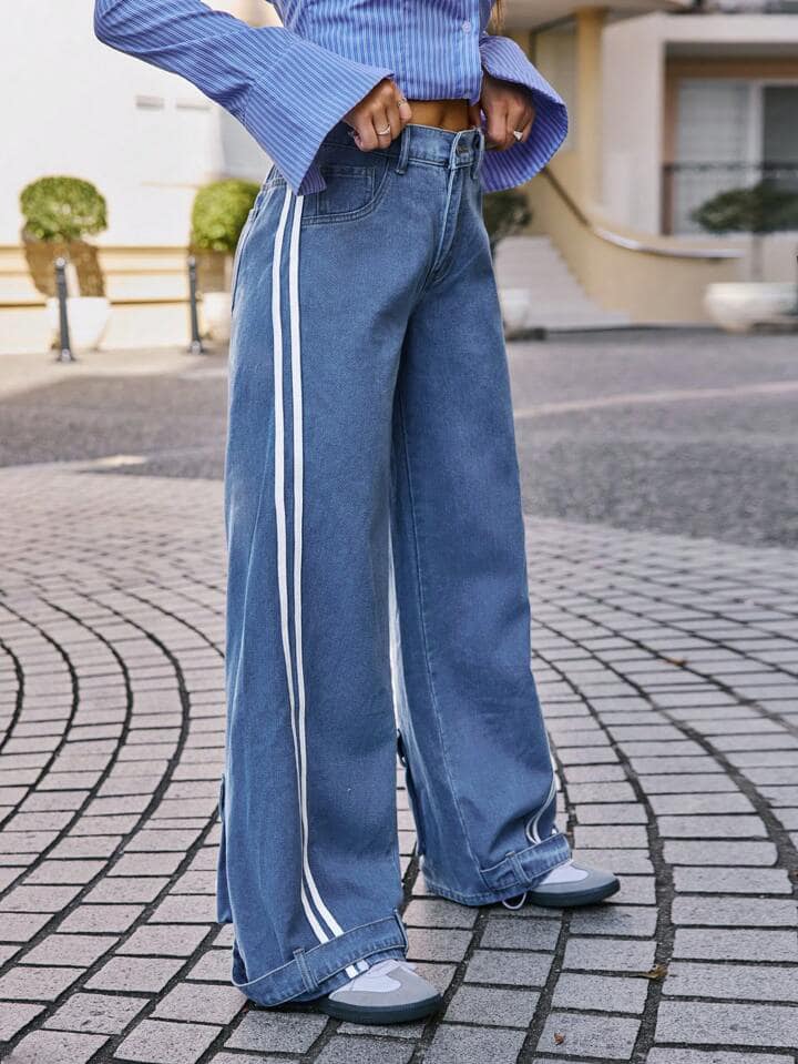 CM-BS044067 Women Casual Seoul Style Loose Fit Pocketed Striped Wide Leg Jeans - Blue
