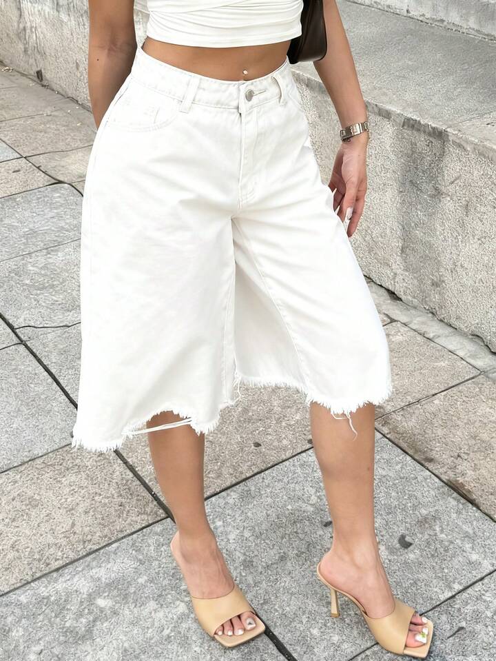 CM-BS174817 Women Casual Seoul Style Mid-Rise Distressed Frayed Hem Denim Shorts - White