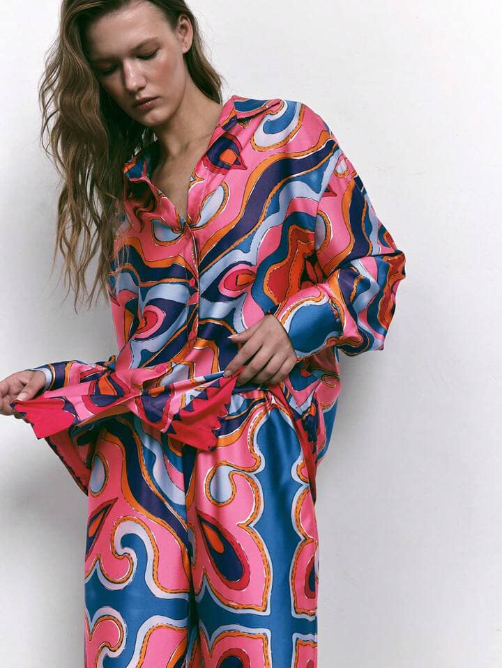 CM-TS681551 Women Casual Seoul Style All-Over Printed Faux Button Down Collar Shirt