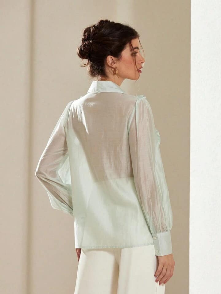 CM-TS396359 Women Elegant Seoul Style Floral 3D Decor Turn-Down Collar Button Long Sleeve Shirt