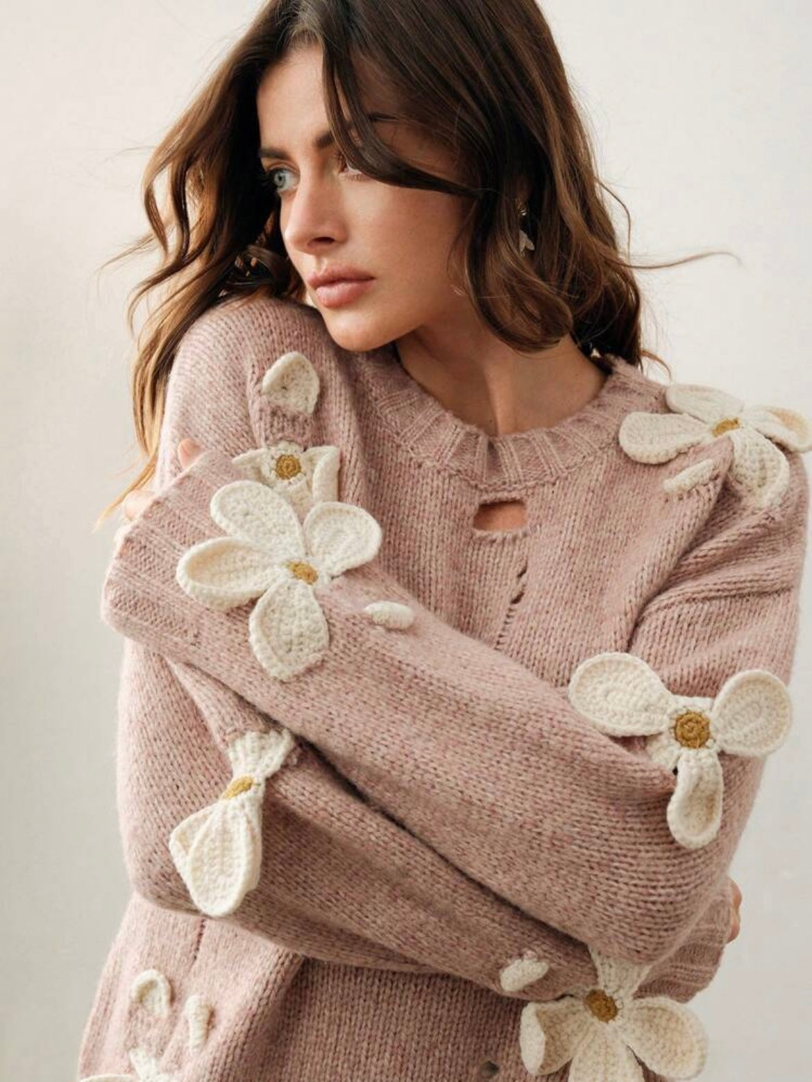 CM-CS023355 Women Casual Seoul Style Round Neck Crochet 3D Floral Long Sleeve Knitted Sweater