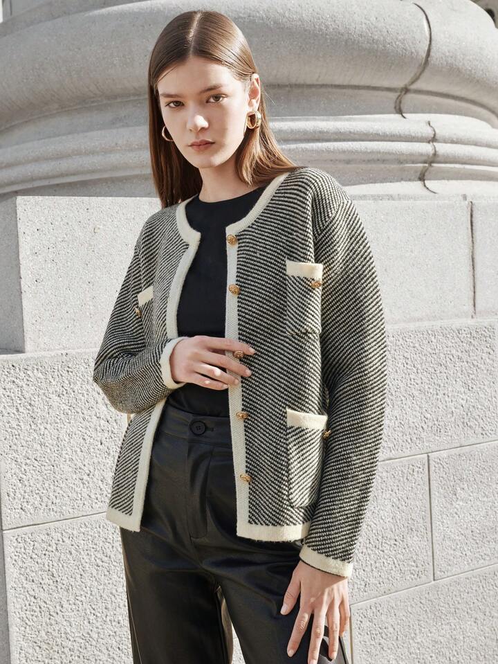 CM-CS171896 Women Casual Seoul Style V-Neck Long Sleeve Twist Floral Button Knitted Cardigan