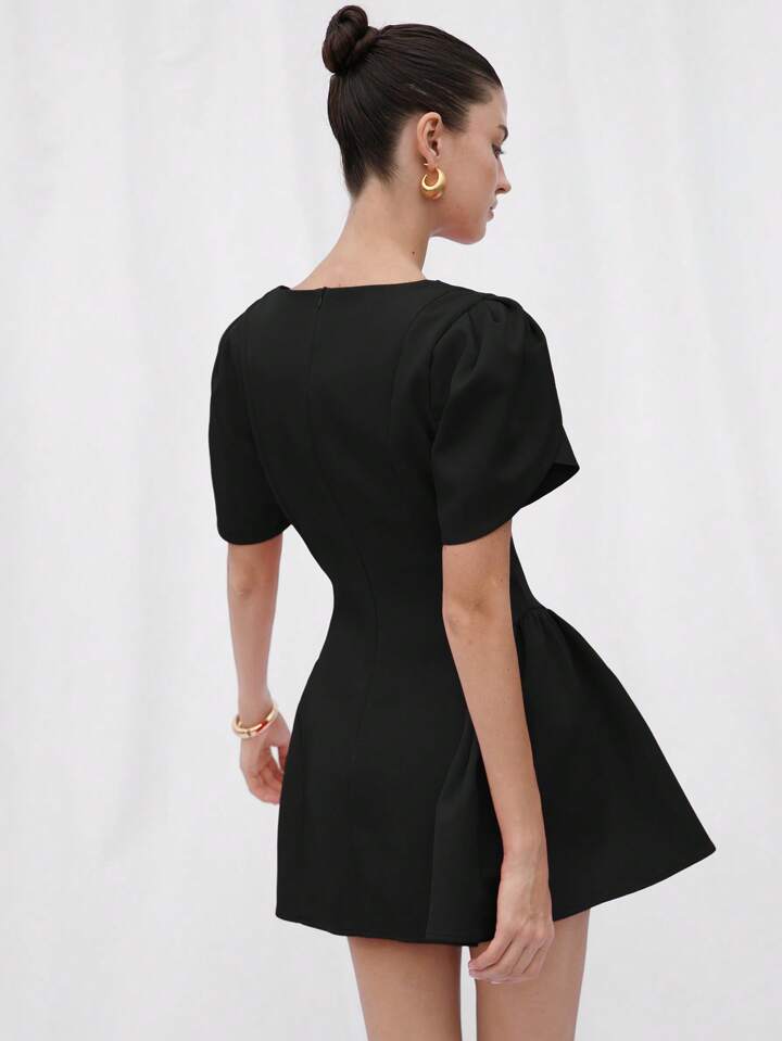 CM-DS728074 Women Elegant Seoul Style Tulip Print Puff Spliced Hem Round Neck Short Sleeve Dress - Black