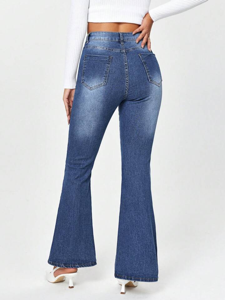 CM-BS414915 Women Casual Seoul Style High Waist Flared Mom Fit Jeans With Pockets - Blue