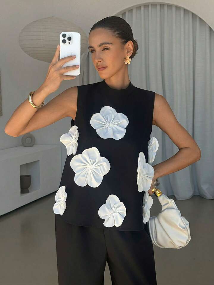 CM-SS712454 Women Elegant Seoul Style Contrast 3D Flora Round Neck Sleeveless Camisole l Top With Pants - Set