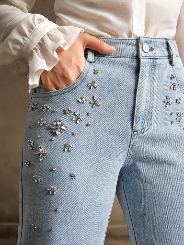 CM-BS637360 Women Casual Seoujl Style Light Wash Rhinestone Pockets Straight Leg Jeans