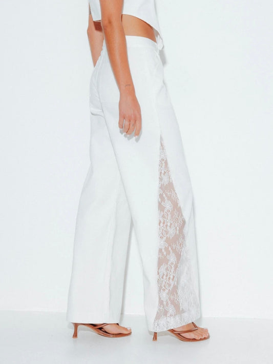 CM-BS632593 Women Casual Seoul Style Solid Color Mid Waist Straight Leg Jeans - White