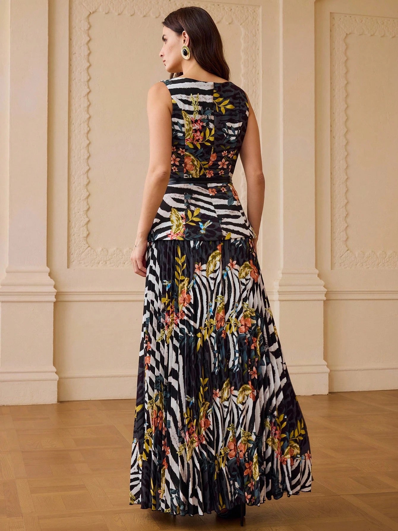 CM-DS902477 Women Elegant Seoul Style Round Neck Sleeveless Floral Print Zebra Stripe Dress