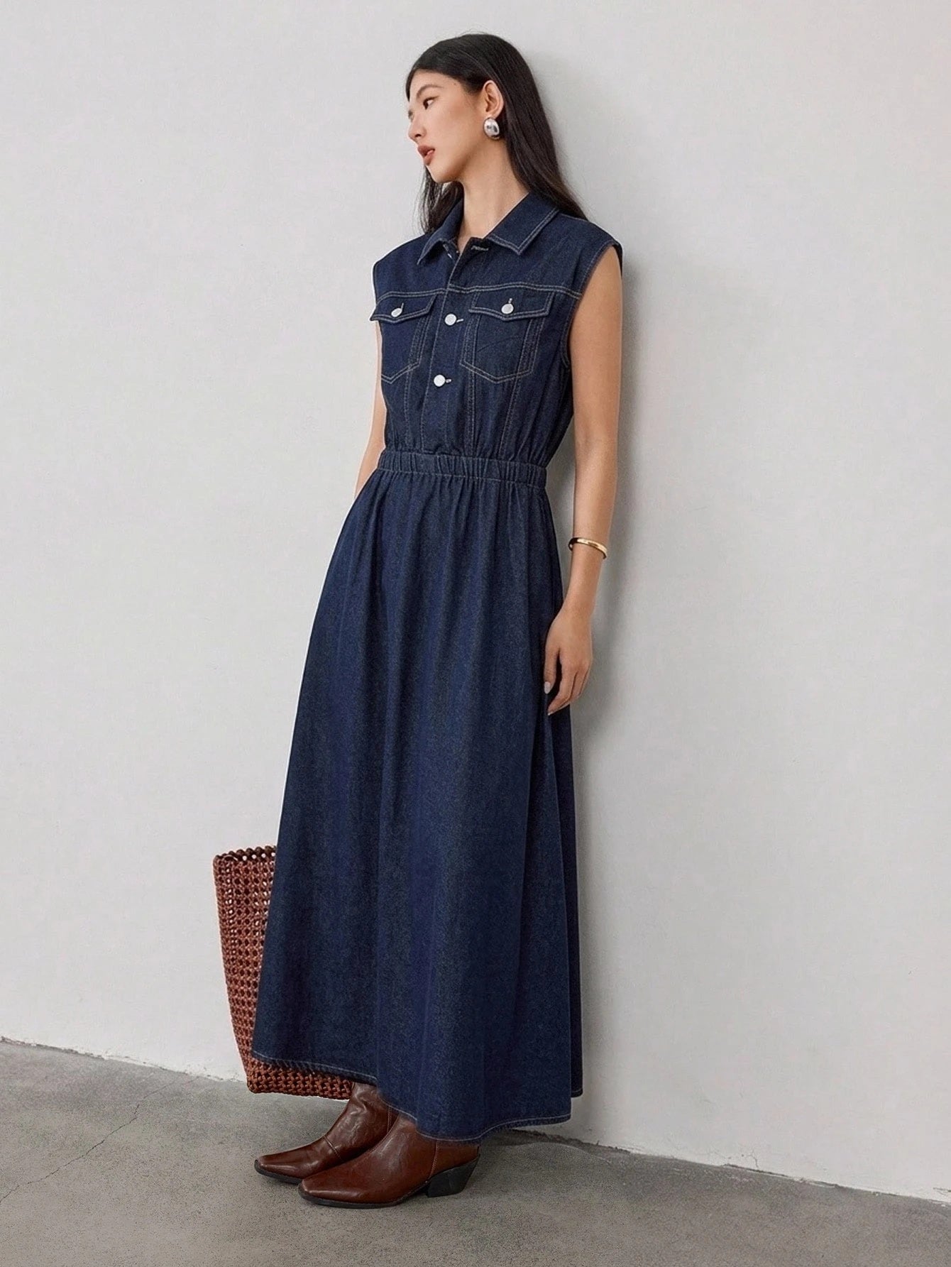 CM-DS131025 Women Casual Seoul Style Dark Wash Collared Sleeveless Button-Up Big Pocket Cinched Waist Denim Dress