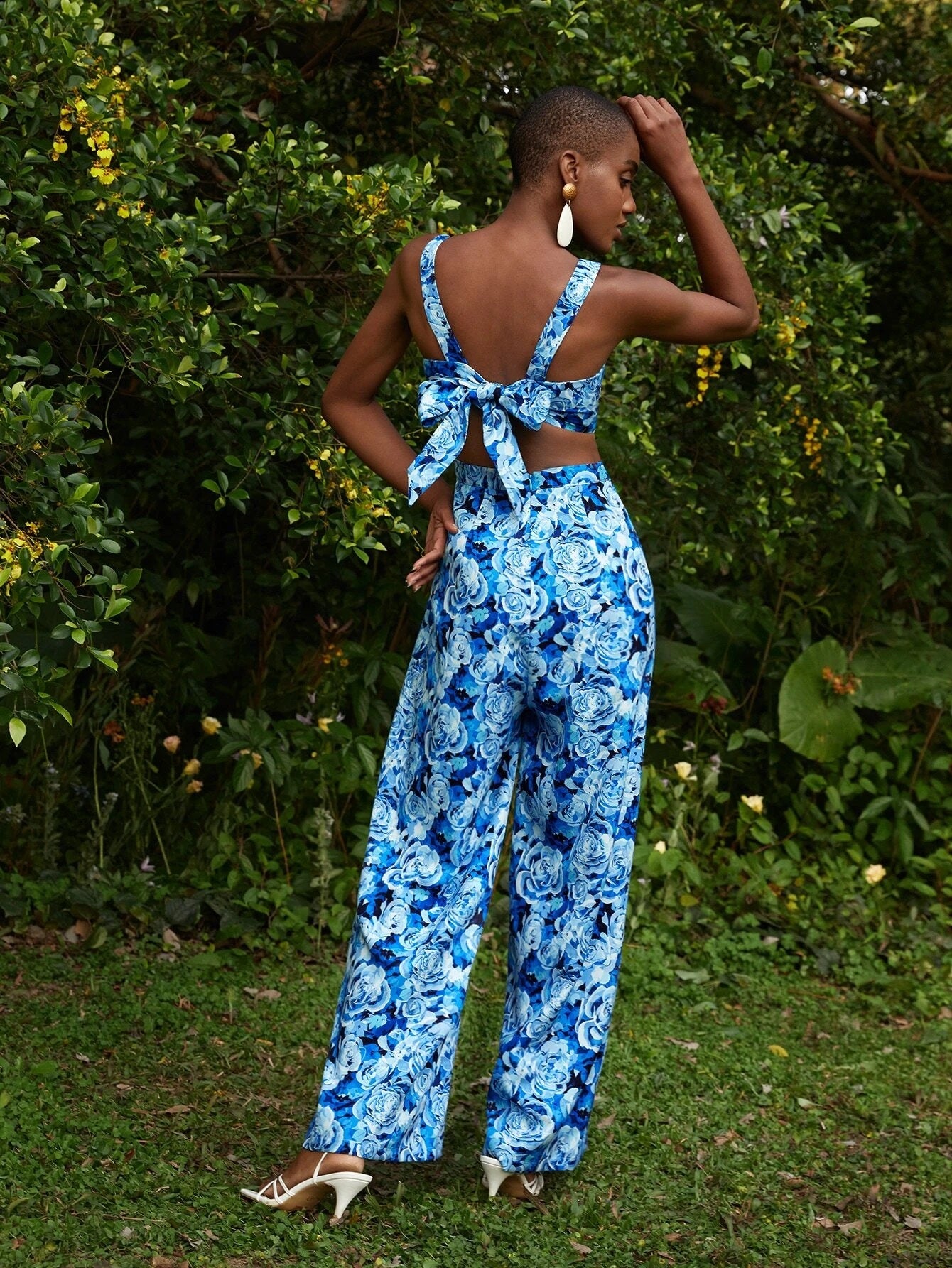 CM-JS067267 Women Casual Seoul Style Allover Floral Print Cut Out Waist Wide Leg Cami Jumpsuit