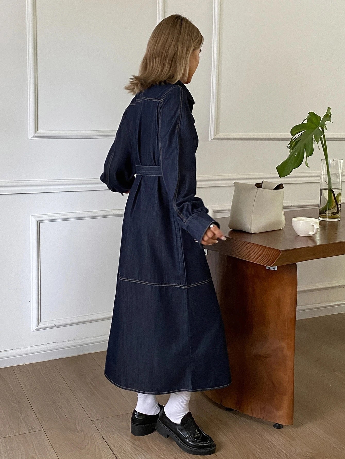 CM-DS011994 Women Casual Seoul Style Dark Wash Collar Neckline Long Sleeve Flap Detail Belted Denim Dress