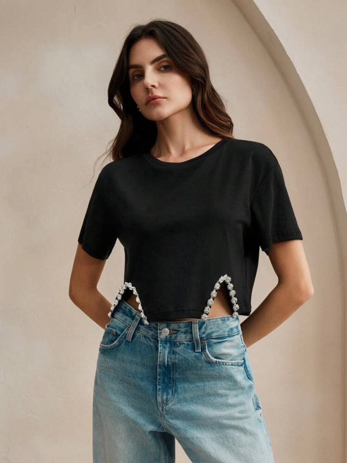 CM-TS937179 Women Elegant Seoul Style Round Neck Short Sleeve Diamond Decoration T-Shirt - Black