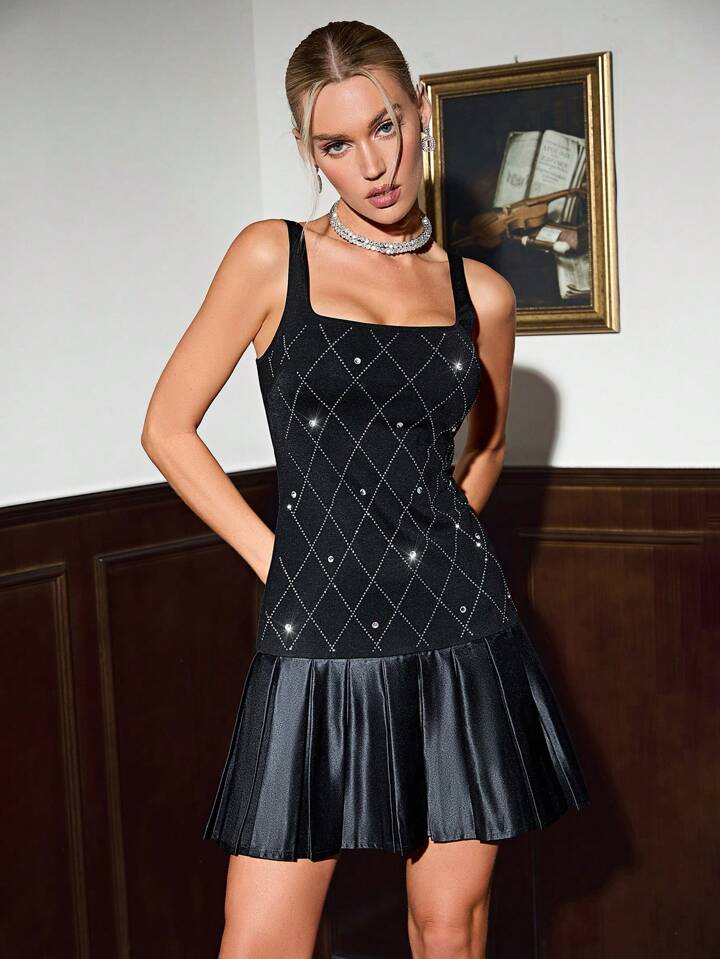CM-DS907575 Women Elegant Seoul Style Square Neck Sleeveless Rhinestones Pleats Dress - Black