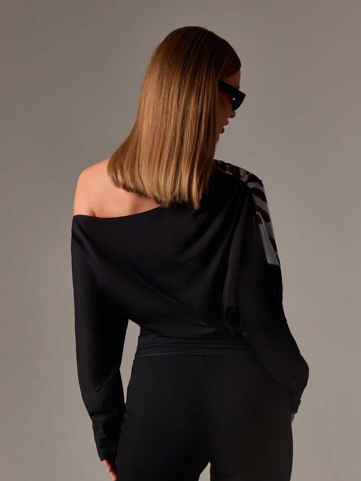 CM-TS864362 Women Casual Seoul Style Floral Pattern Design Long Sleeve Asymmetrical Off Shoulder Blouse