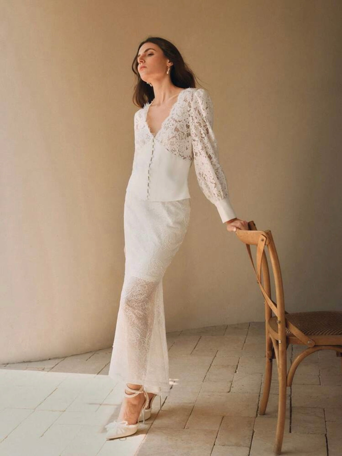 CM-TS025304 Women Elegant Seoul Style V-Neck Lace Patchwork Cinching Waist Top - Apricot