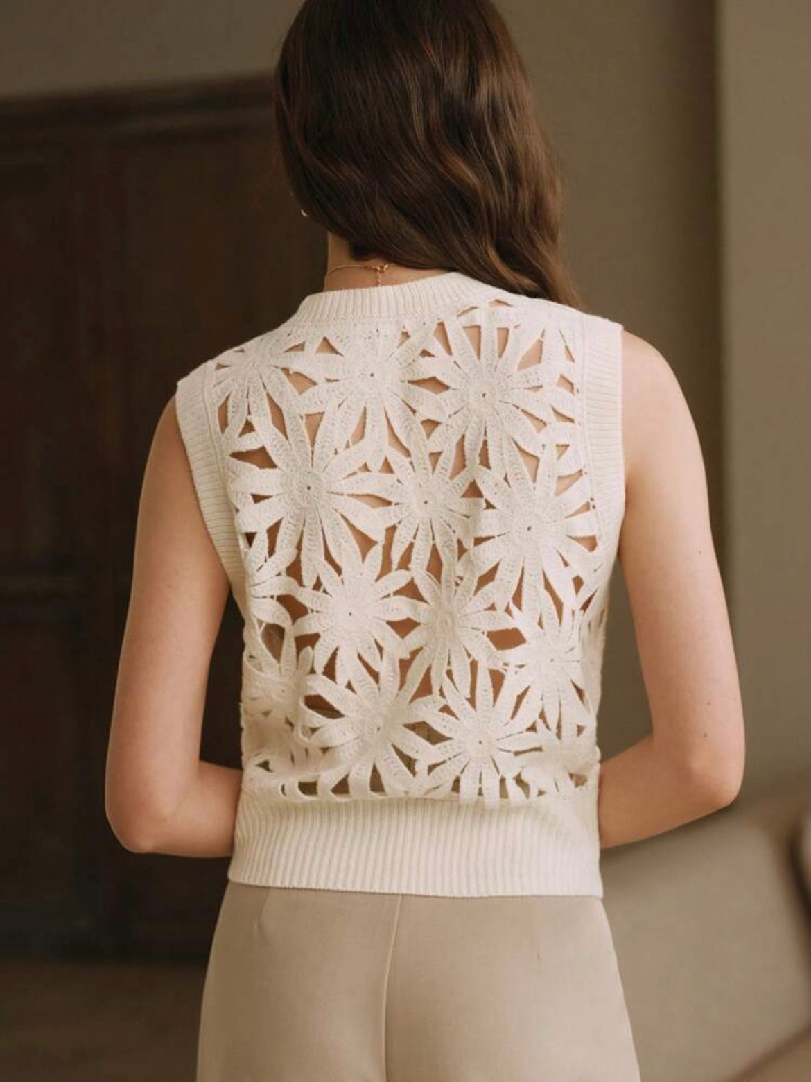 CM-TS081044 Women Casual Seoul Style V-Neck Crochet Sequin Hollow Out Loose Knitted Vest
