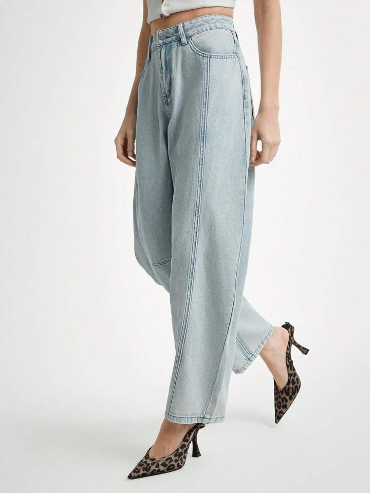 CM-BS707565 Women Casual Seoul Style Medium Wash High Waist Boyfriend Fit Flared Leg Denim Jeans