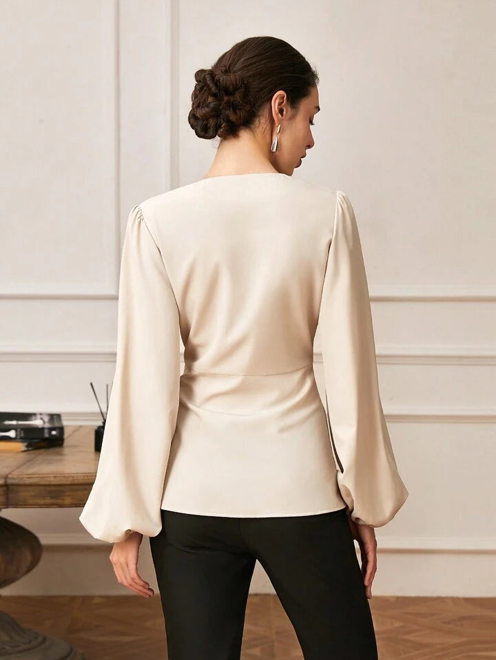 CM-TS875425 Women Elegant Seoul Style Solid Color Lantern Long Sleeve Notched V-Neck Shirt