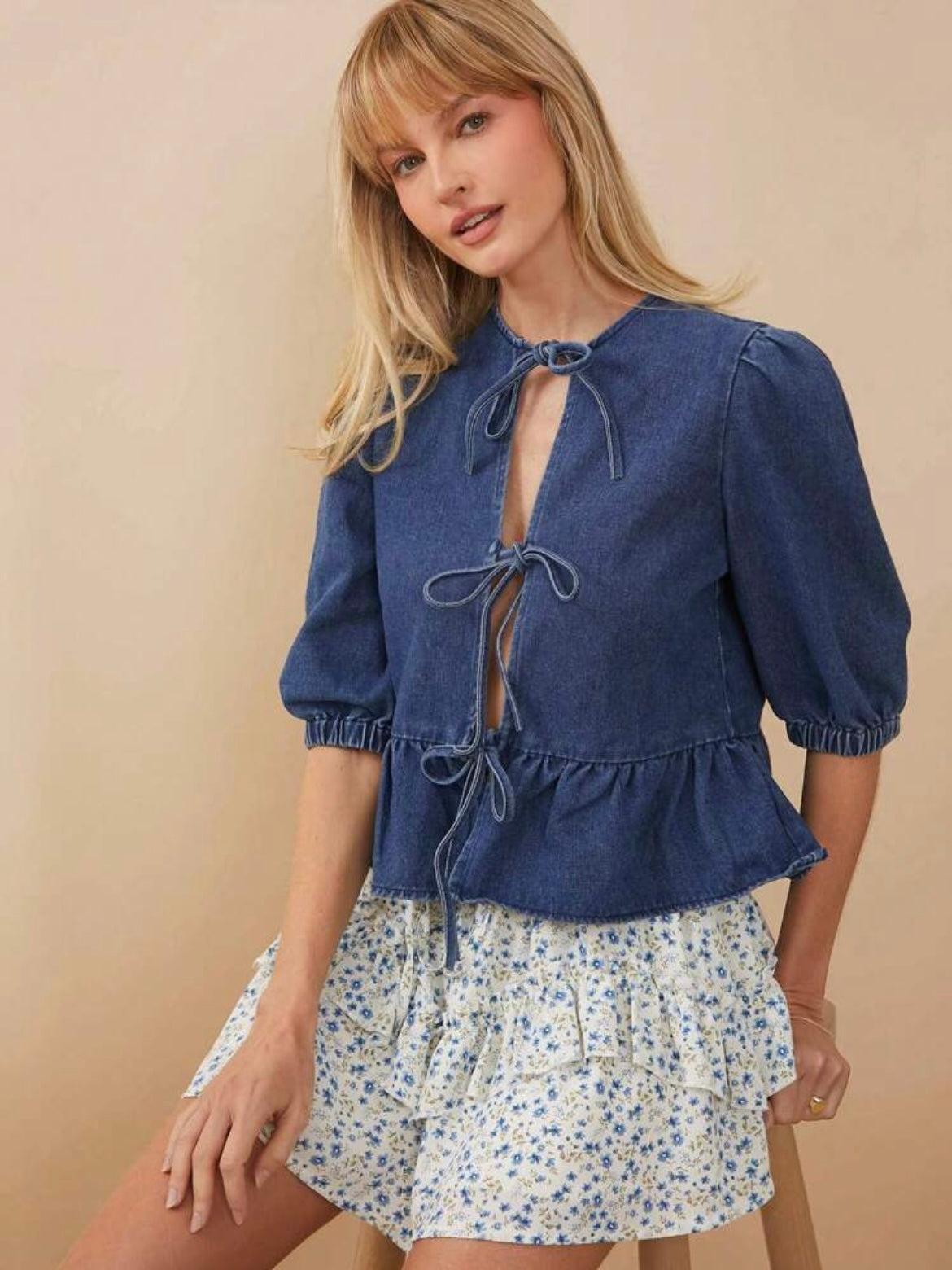 CM-TS940816 Women Casual Seoul Style Elastic Sleeves And Peplum Waist Denim Tie-Front Tops