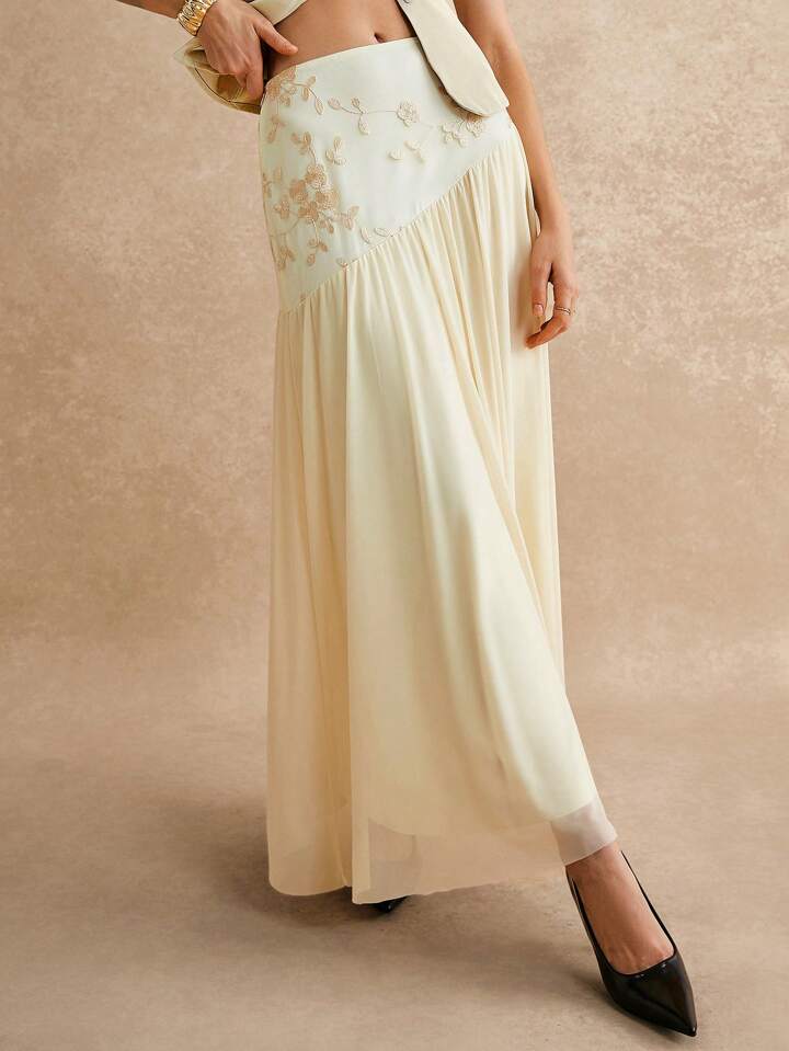 CM-BS131274 Women Elegant Seoul Style High Waist Floral Embroidery Pleated A-Line Skirt - Apricot