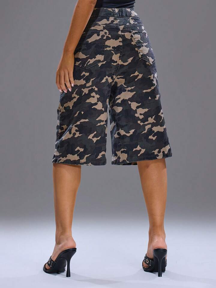 CM-BS524205 Women Casual Seoul Style Oversized Camo Longline Low Waist Jorts