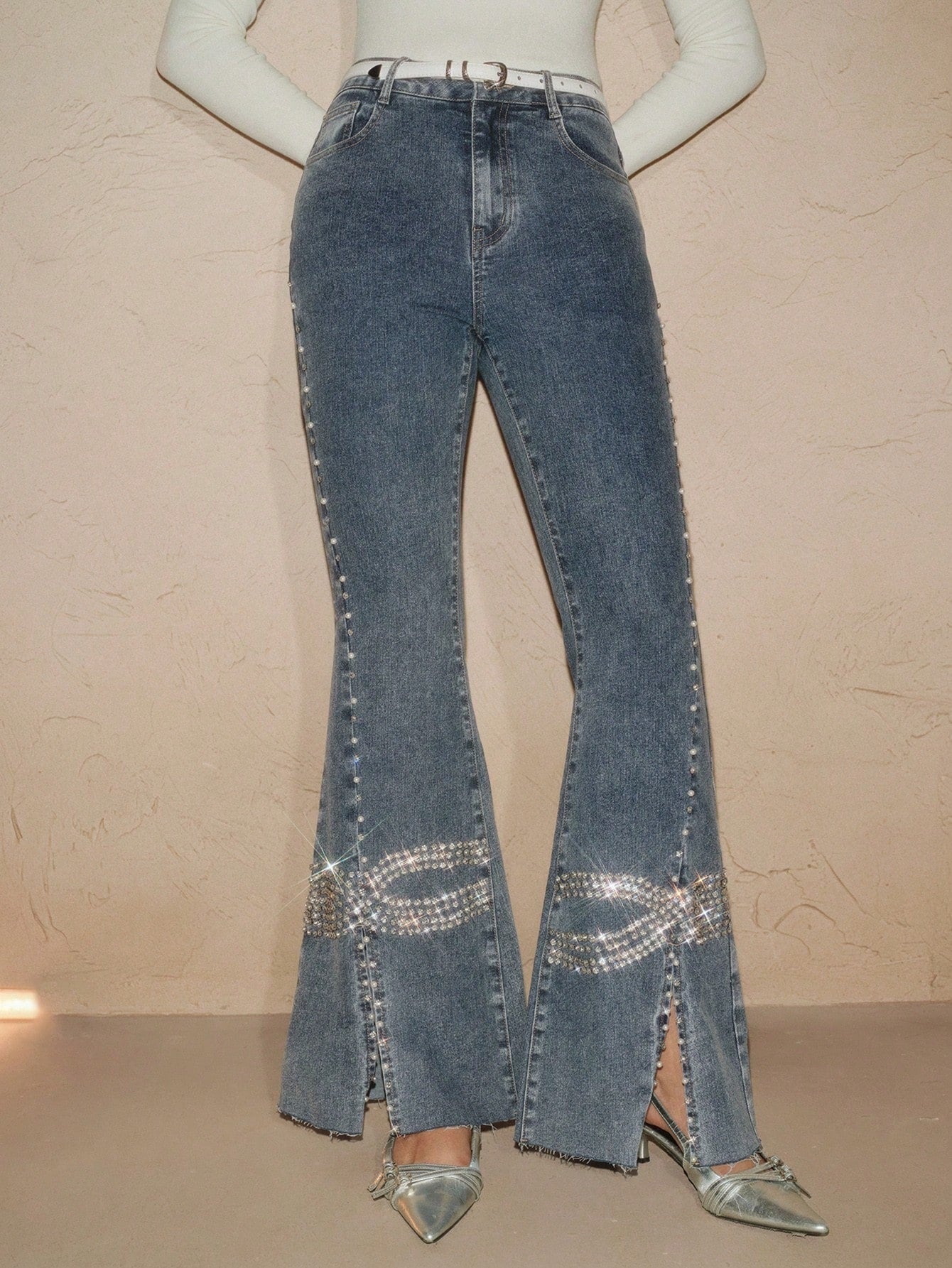 CM-BS559902 Women Elegant Seoul Style Low Waist Rhinestone Bow Flared Leg Split Hem Bell Bottom Jeans