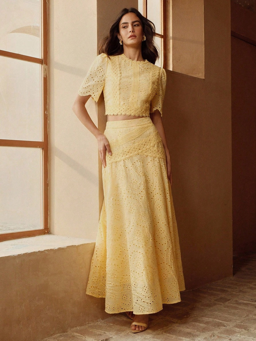 CM-SS040871 Women Elegant Seoul Style Round Neck Puff Sleeve Lace Patchwork Cropped Top With Long Skirt - Set