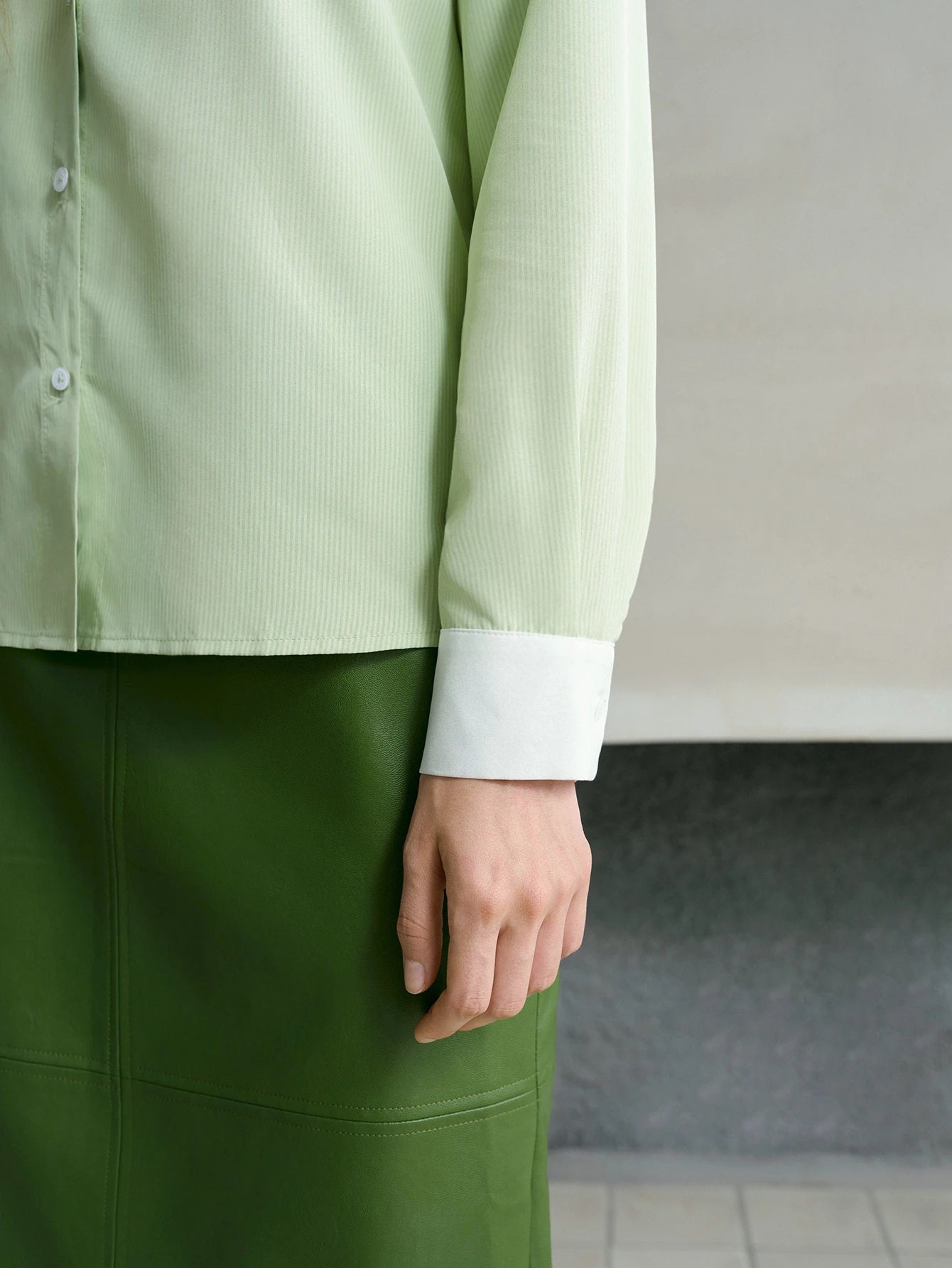 CM-TS303695 Women Elegant Seoul Style Colorblock Shirt Collar Long Sleeve Loose Top - Green