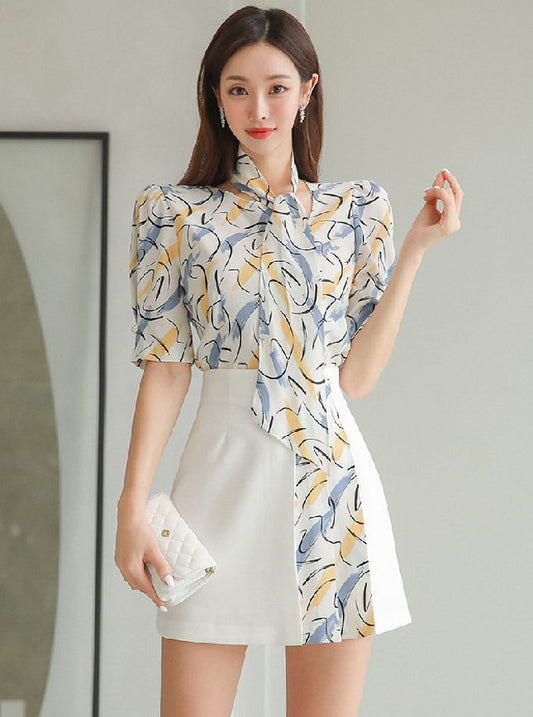 CM-SF052526 Women Casual Seoul Style Tie Collar Floral Blouse With Pleated Skirt - Set